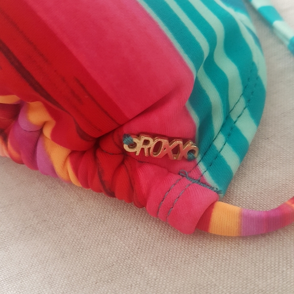 2/$35 Roxy bikinis - Picture 2 of 4